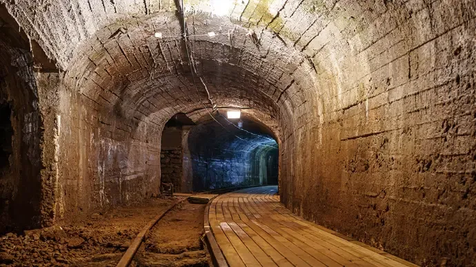 Underjordisk tunnel