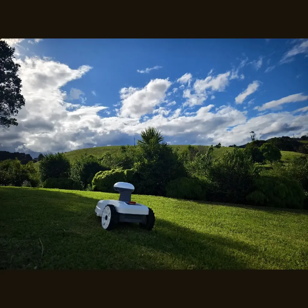 Fjdynamics-fr4000-robotgräsklippare-produktbilder 23_Resultat.webp